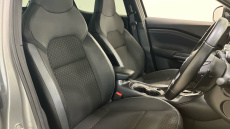 Nissan Juke 1.0 DiG-T 114 N-Connecta 5dr DCT Petrol Hatchback